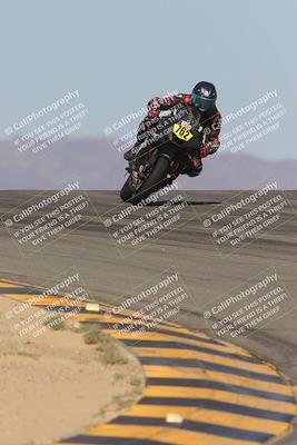 media/Oct-08-2023-CVMA (Sun) [[dbfe88ae3c]]/Race 3 Amateur Supersport Middleweight/